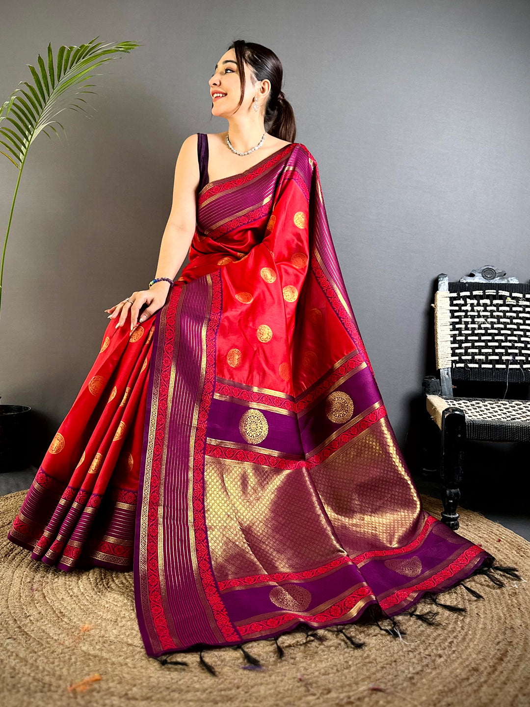 Elephant Zari Banarasi Soft Silk Saree


