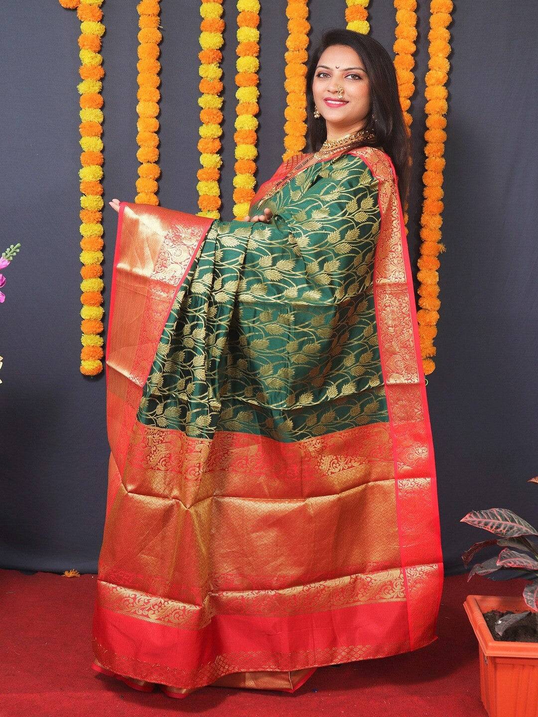 Green Kanjivaram Silk Golden Zari Weaving Saree