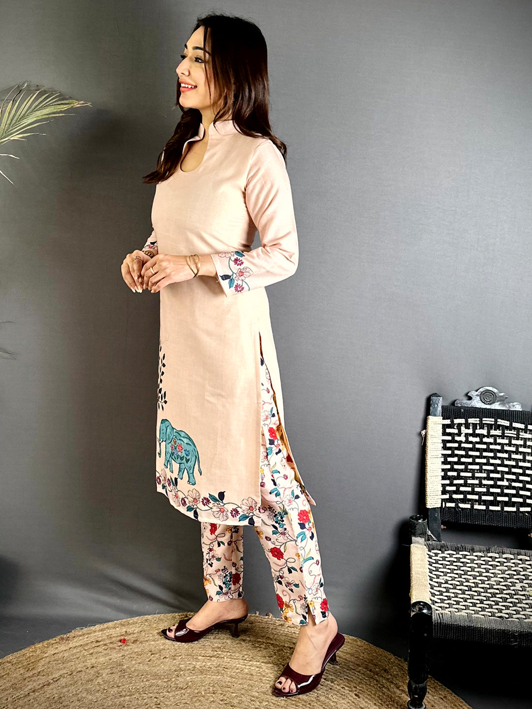 Kalamkari Keyhole Collar Neck Mul Kurti