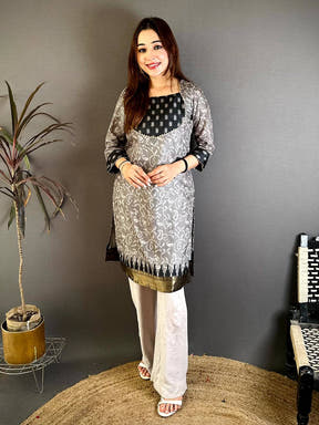 Stylish Soft Dola Silk Boat Neck Kurti