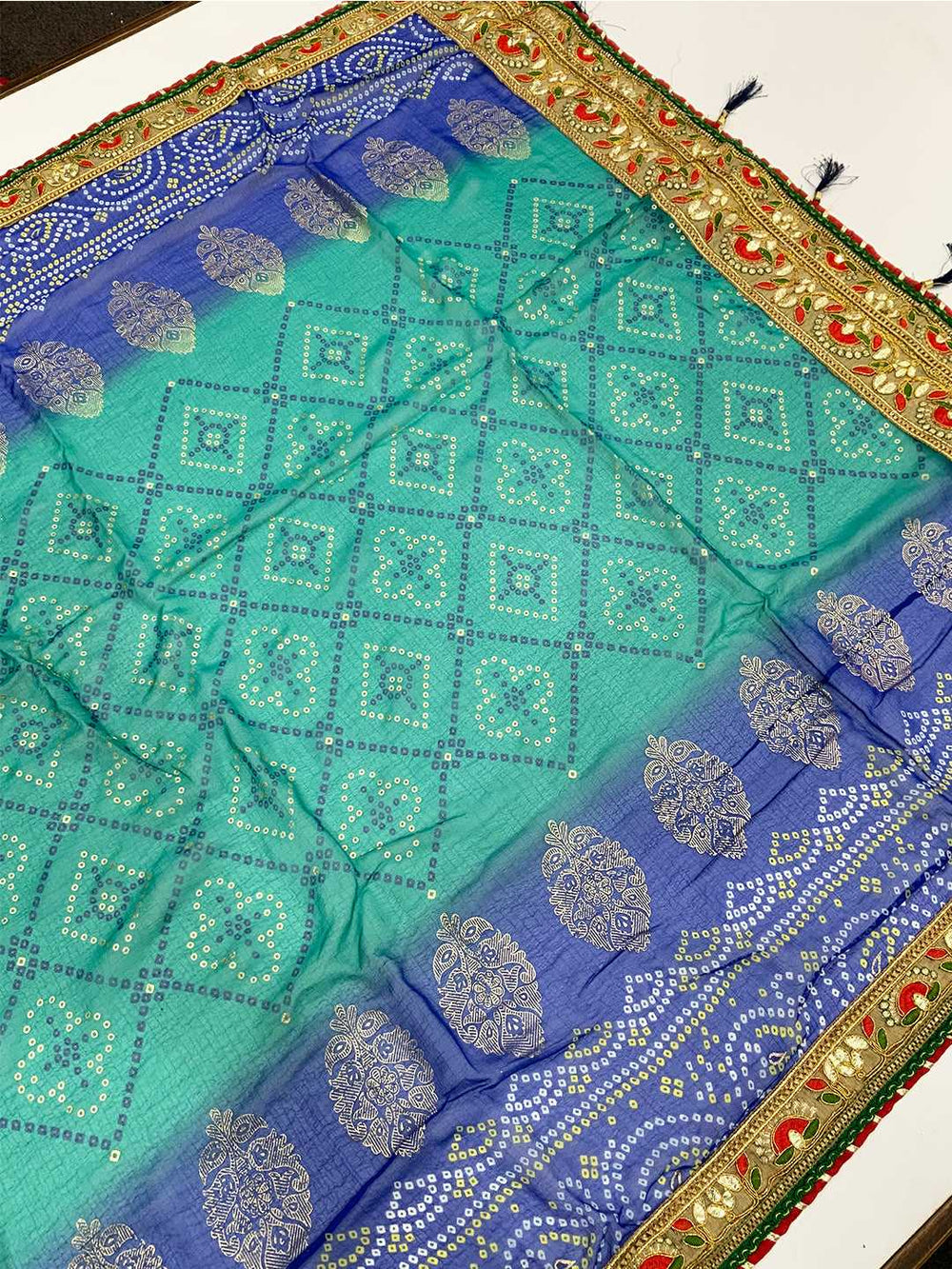 Classic Chinnon Bandhej Print Saree
