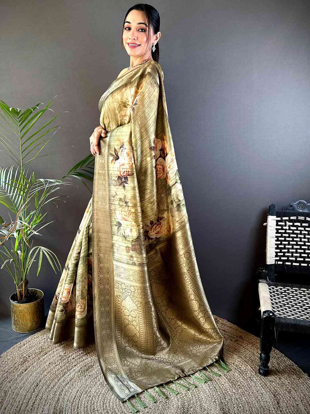 Green Ghicha Weave Floral Saree