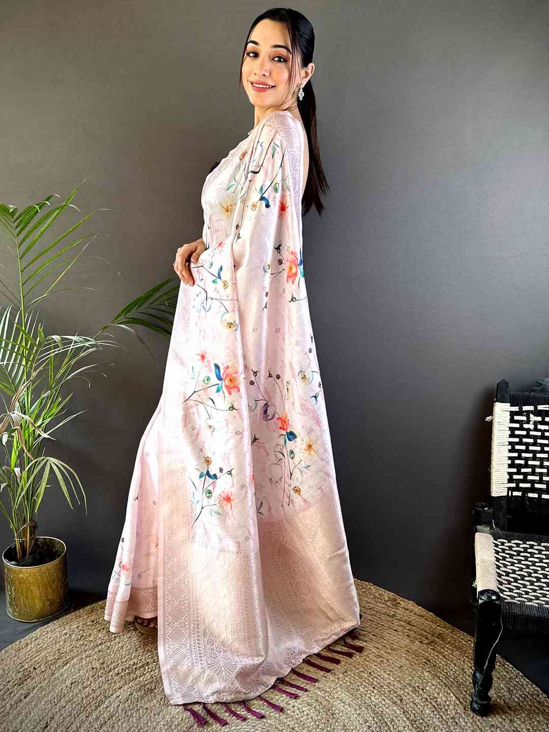 Baby Pink Floral Gold Zari Slub Silk Saree