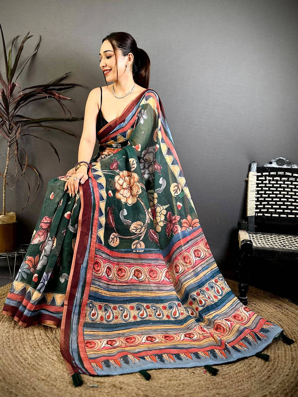 Green Free Hand Floral Linen Saree