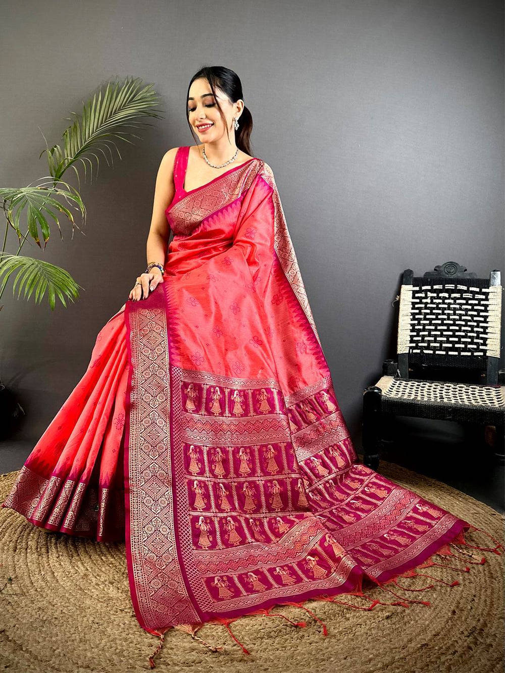 Pink Crystal Raw Silk Kanchi Pattu Saree

