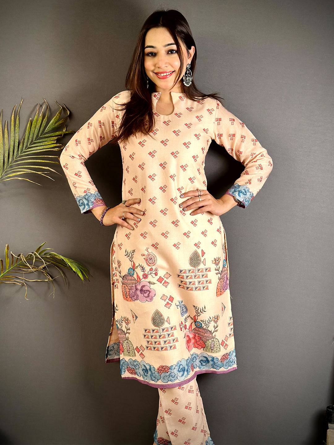 Drop Slit Kalamkari Straight Kurti


