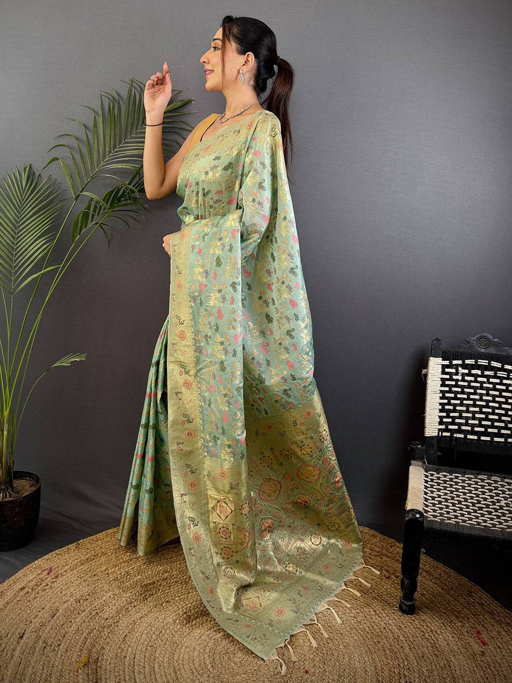 Jangal Minaather Zari Weaving Banarasi Silk Saree