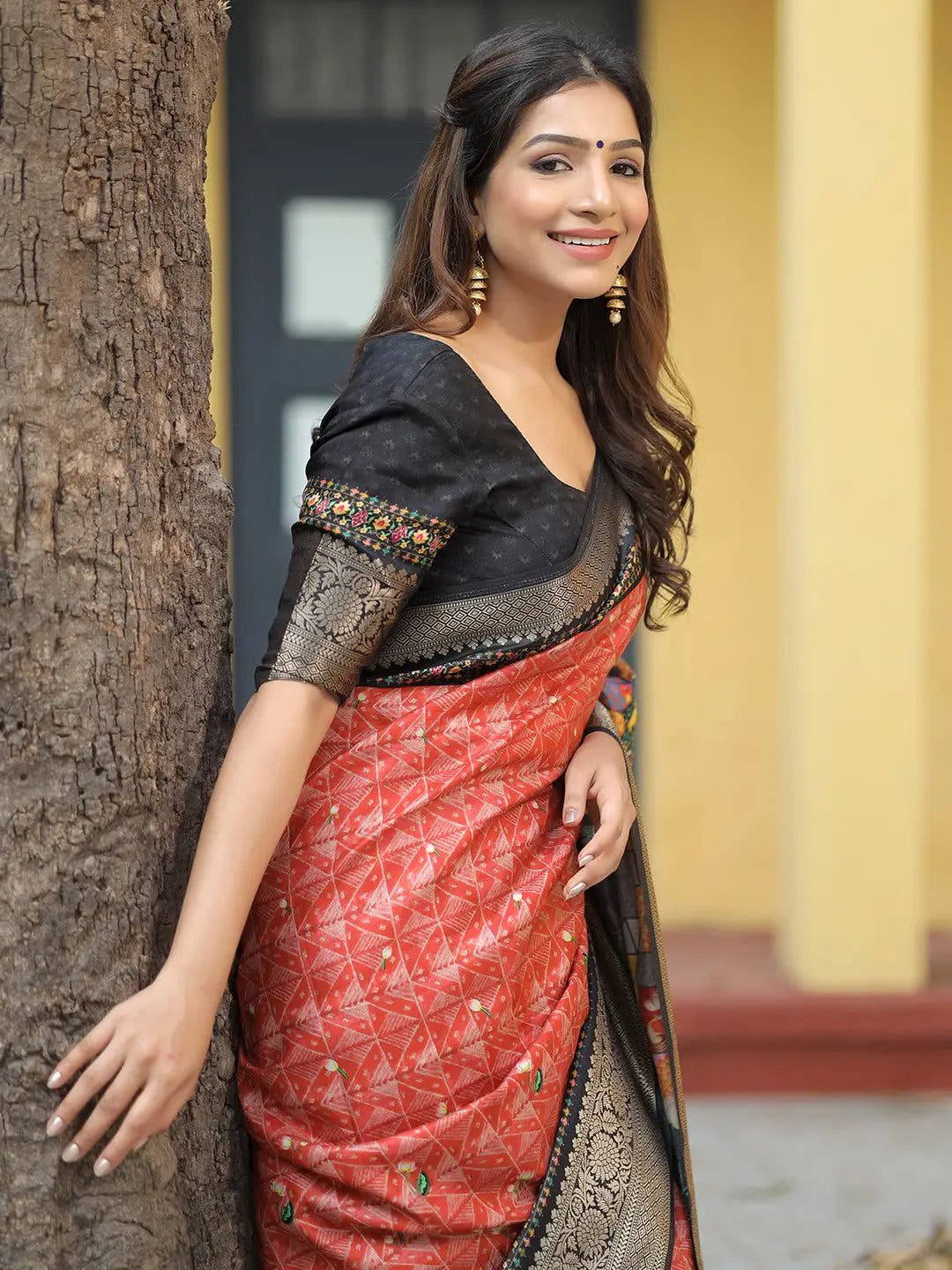 Red Colour Viscose Dola Silk Saree with Pichwai Print