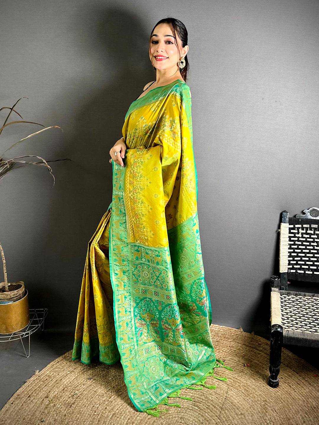 Exclusive Ikkat Pashmina Resham Soft Silk Saree