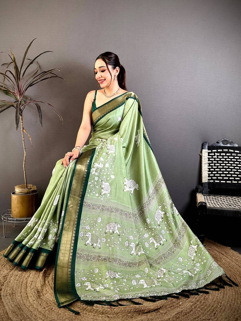 Pista Soft Dola Block Kalamkari Zari Saree
