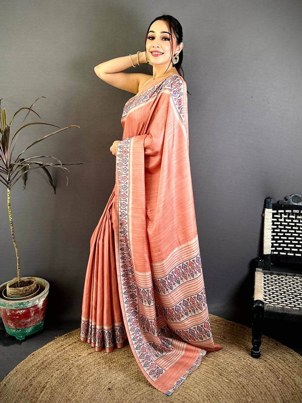 Stylish Ikkat Minakari Tussar Silk Saree