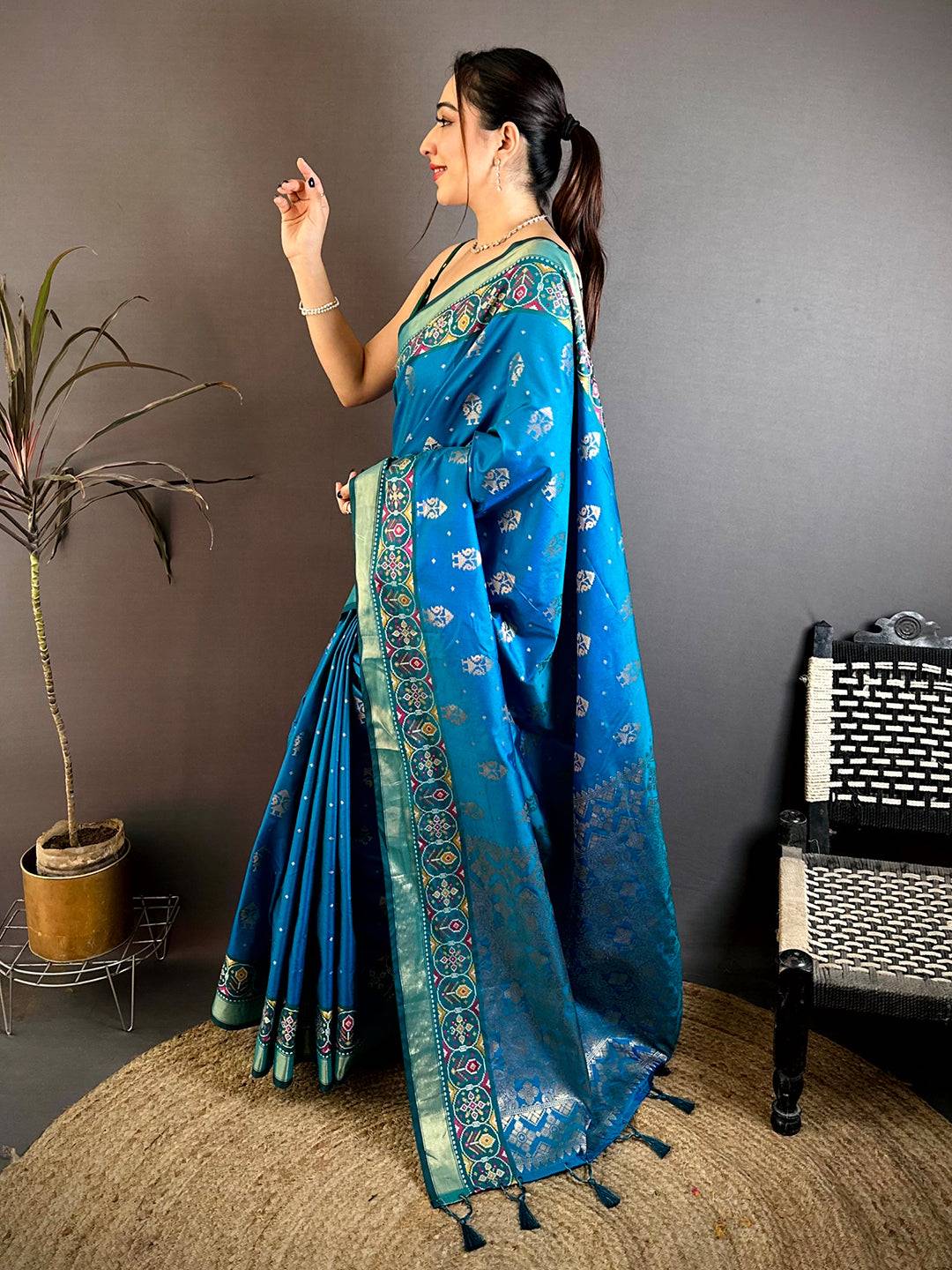 Radiant Gold Zari Double Tone Pattu Saree