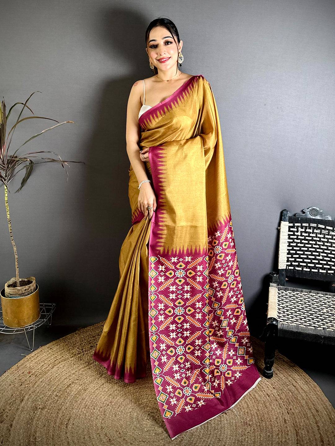 Designer Tussar Patola Printed Pallu Saree