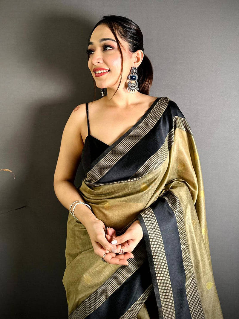 Regal Mul Cotton Katan Contrast Border Saree