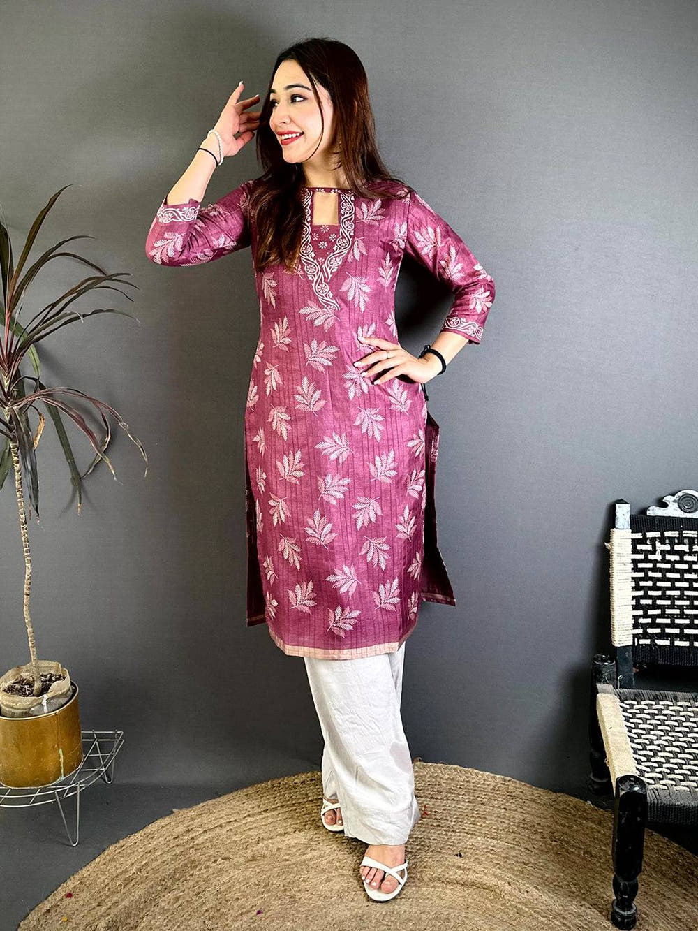 Graceful V Neck Handloom Ghicha Kurti