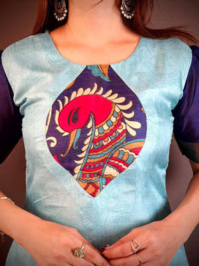Elegant Crew Neck Dola Silk Kurti