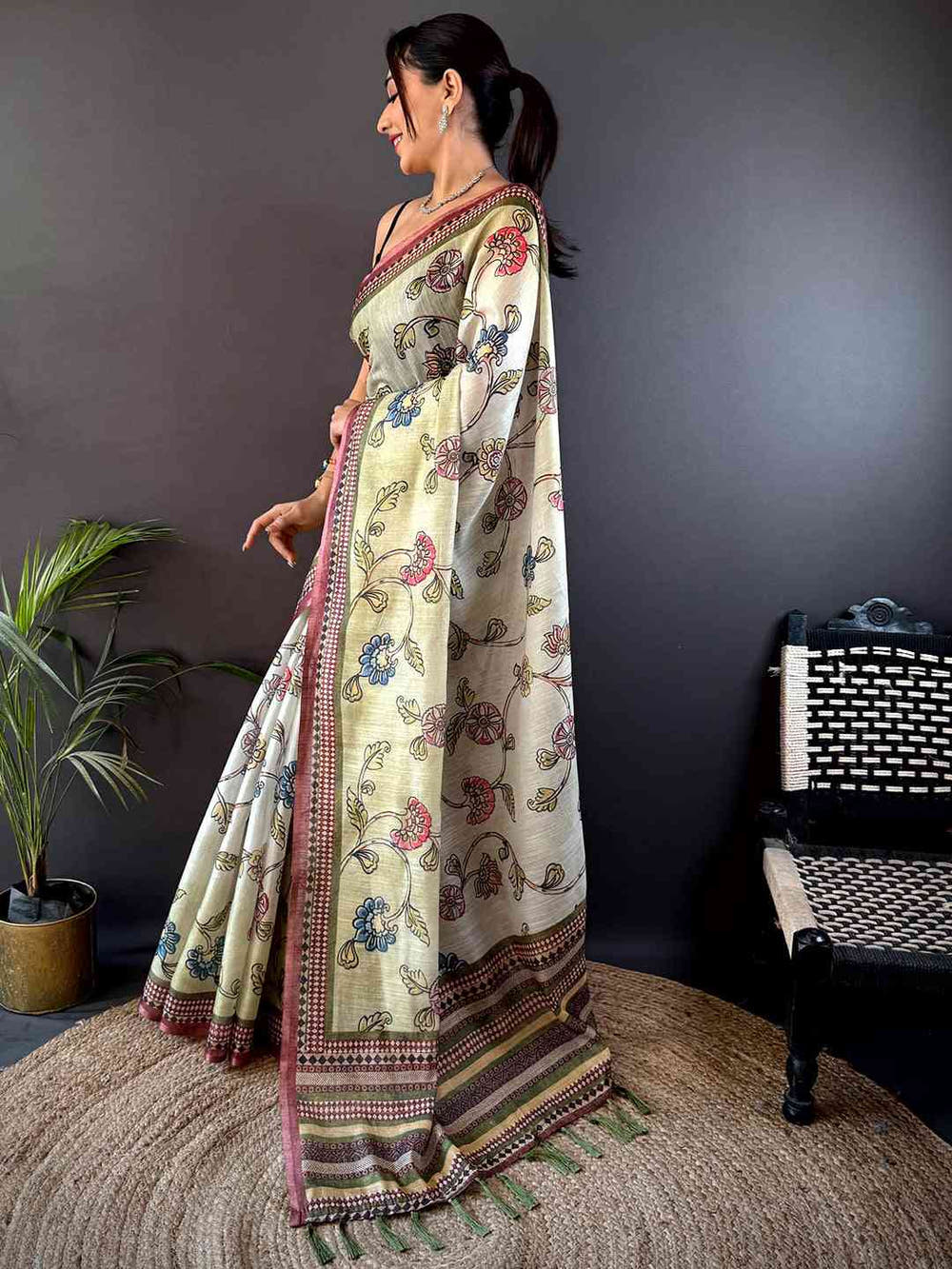 Swamp Green Zari Tussar Floral Saree

