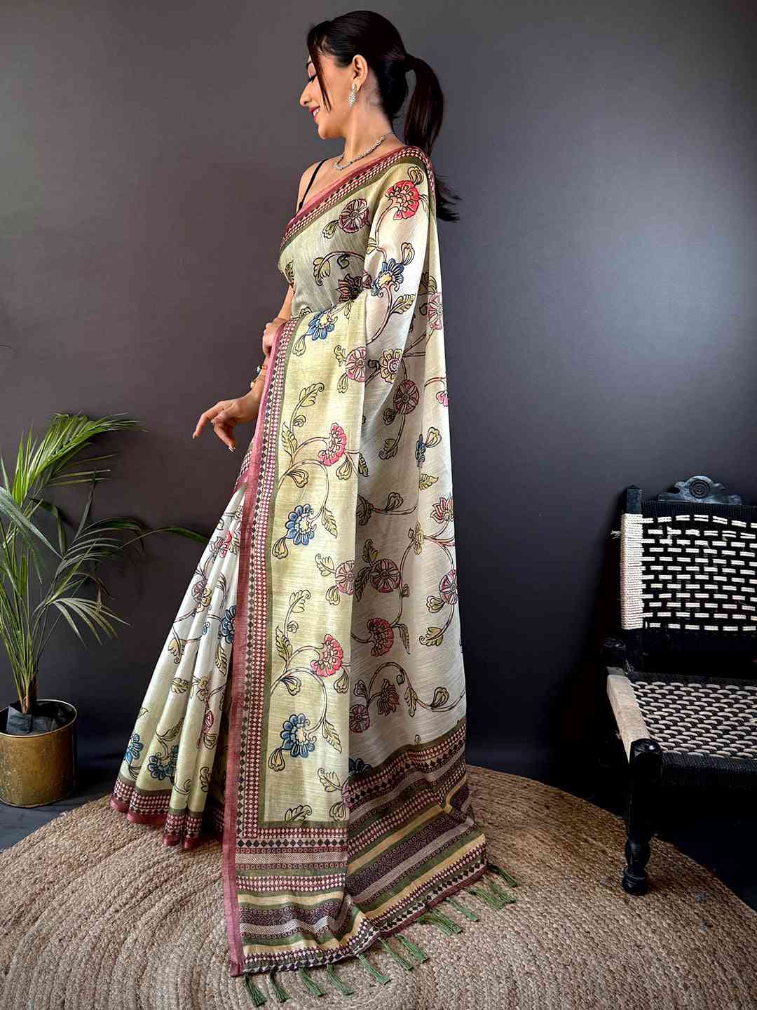 Swamp Green Zari Tussar Floral Saree

