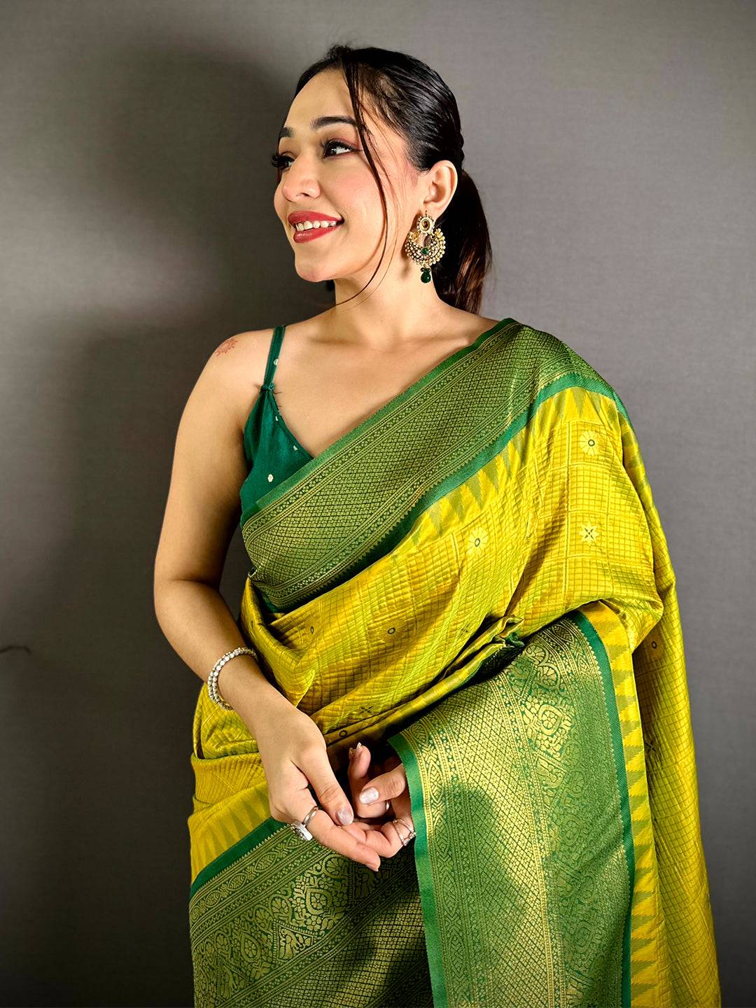Soft Silk Kanchi Gold Zari Border Saree