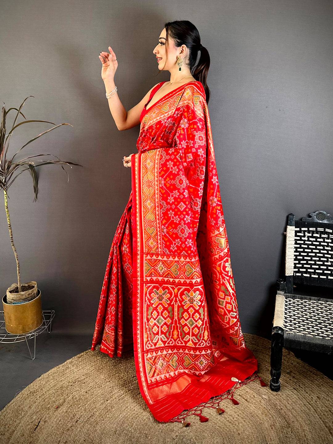 Red Soft Sami Silk Ikkat Patola Weaving Saree