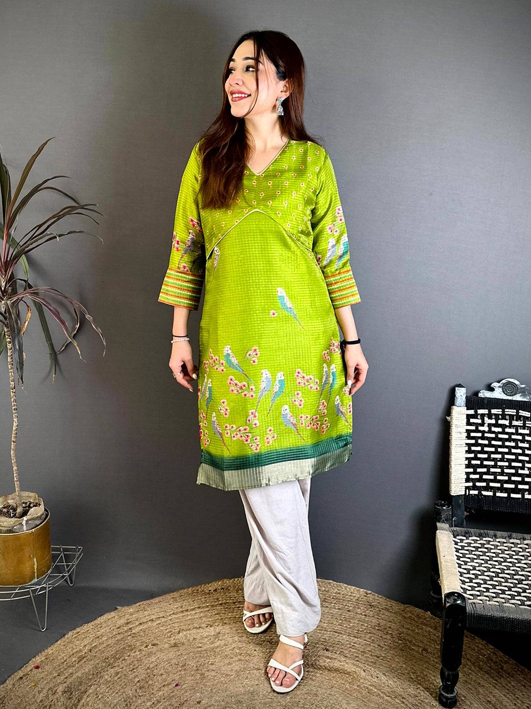 Graceful Tussar Check Ethnic Kurti