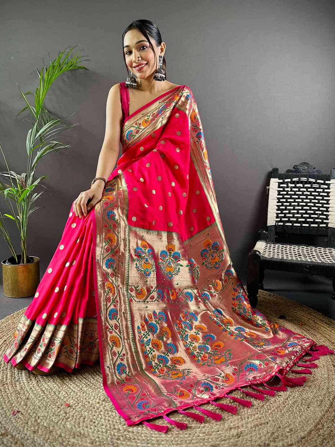 Pink Colour Yevla Paithani Soft Silk Saree