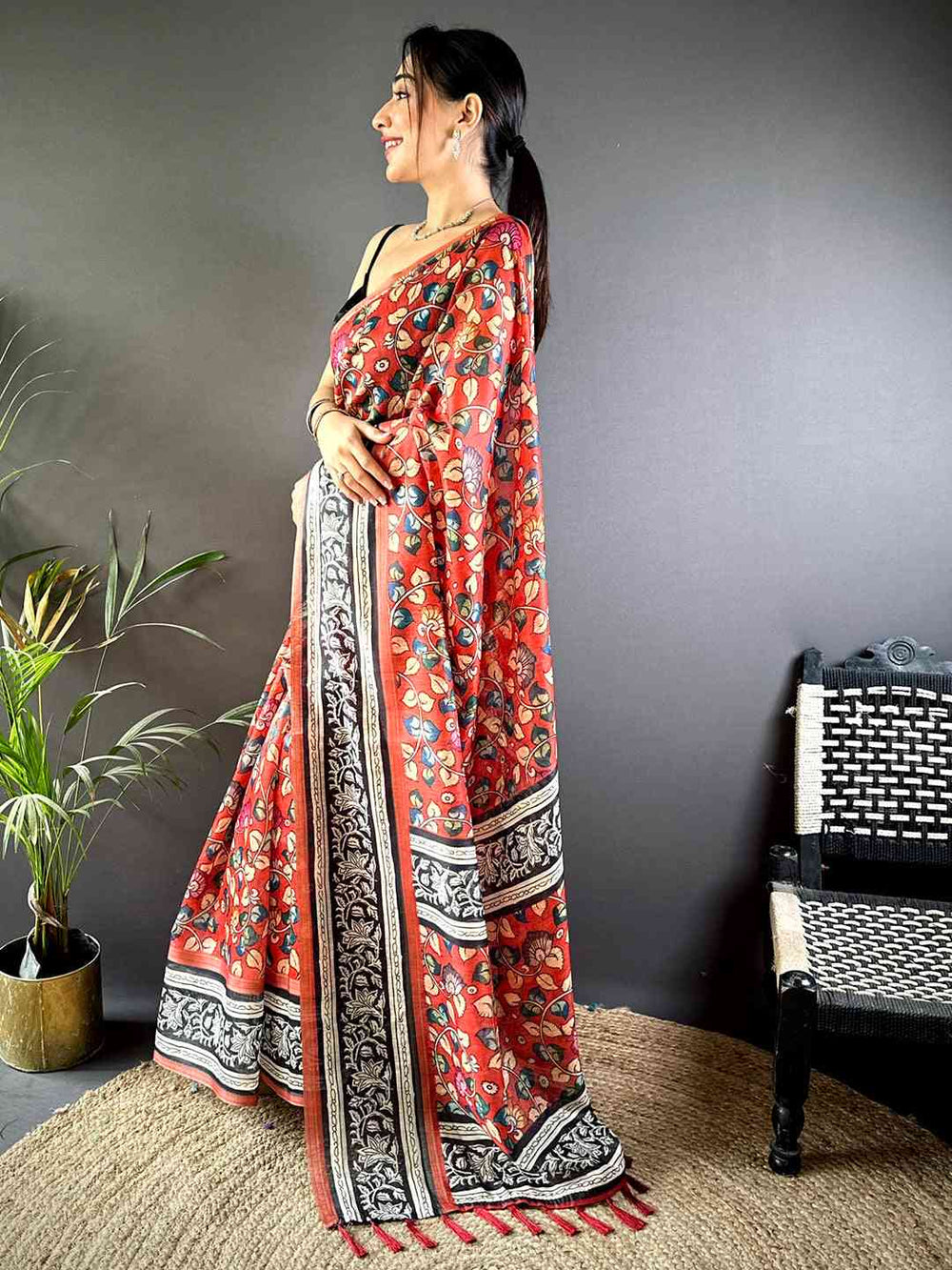 Red Chanderi Phulkari Floral Sulb Saree