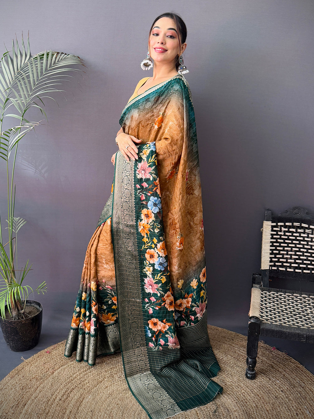 Elegant Floral Kalamkari Viscose Saree