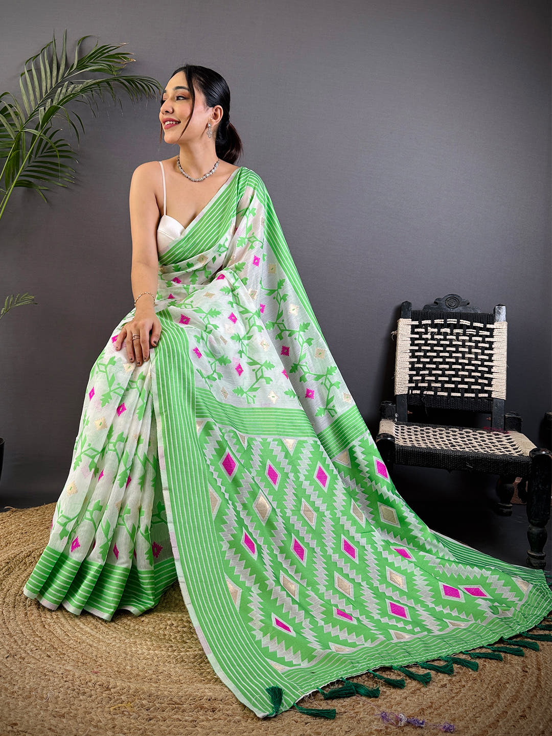 White Soft Dhakai Jamdani Silk Saree