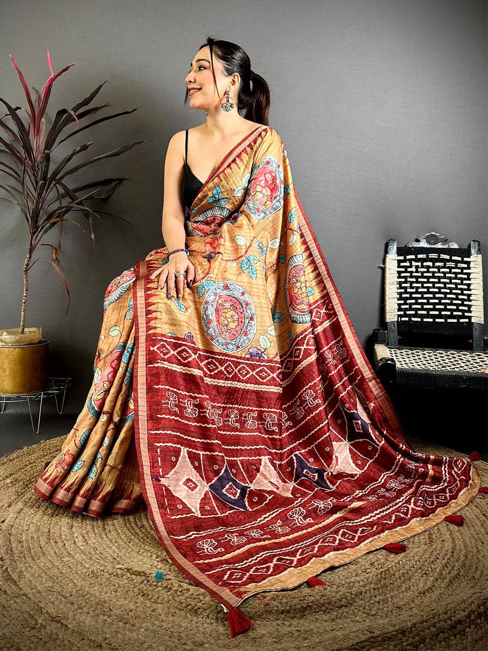 Regal Pochampally Art Pallu Tussar Saree