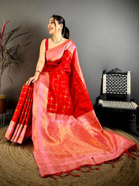 Red Check Weave Gadwal Saree


