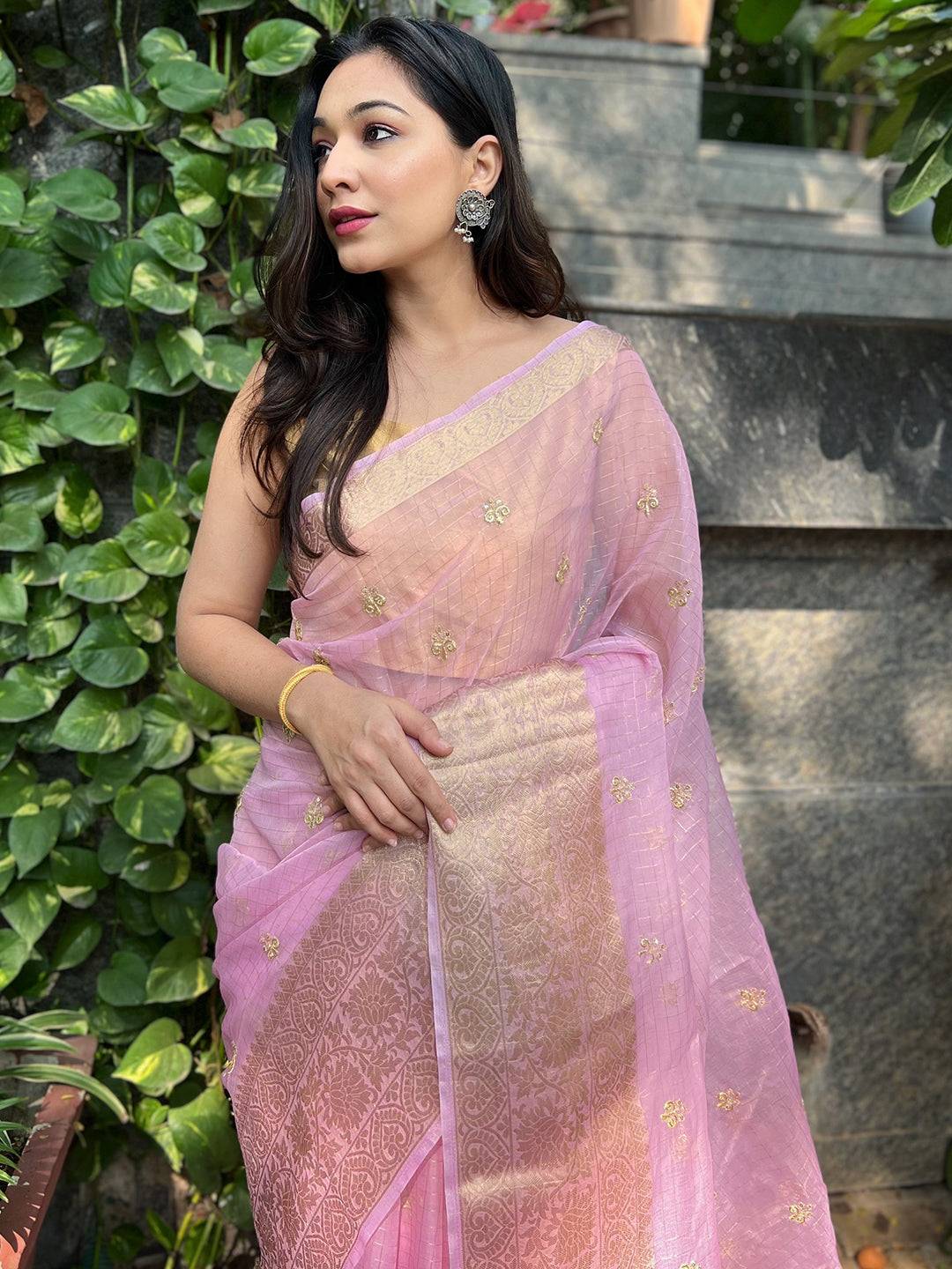 Organza Pink Colour Saree With Thread Work And Zari Weaving
