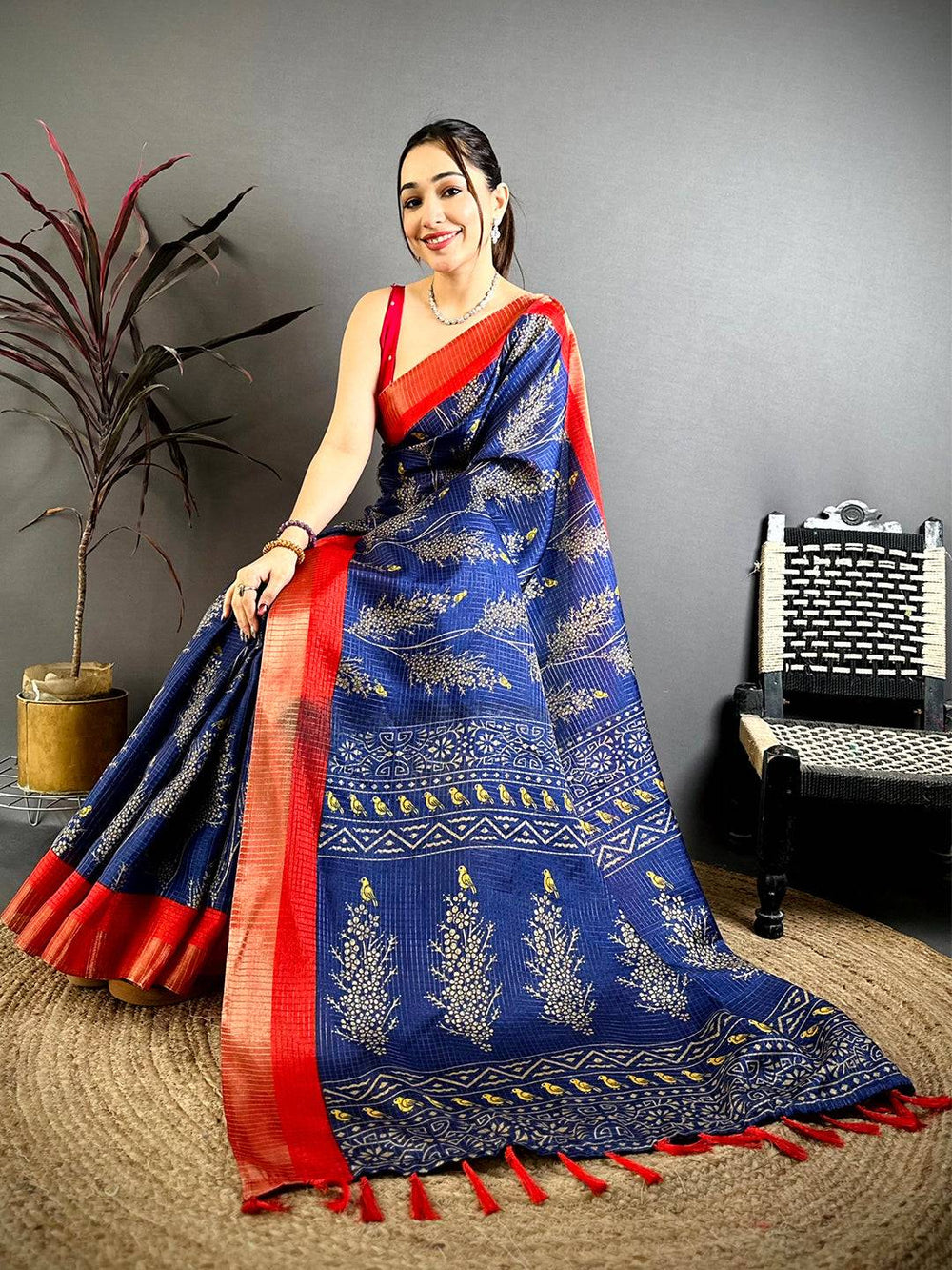 Navy Tussar Zari Chex Bird Motif Saree