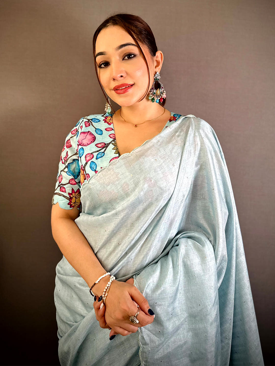 Exclusive Air Silk Resham Cutwork Saree