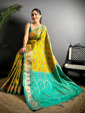 Green Soft Silk Saree With Patola Weaving

