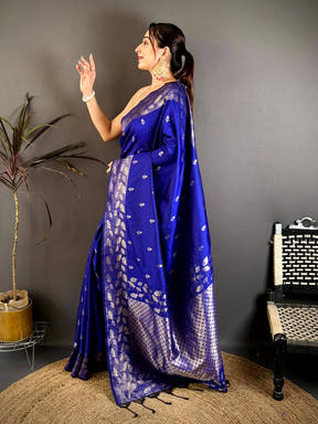 Ethnic Butti Soft Silk Zari Pallu Saree
