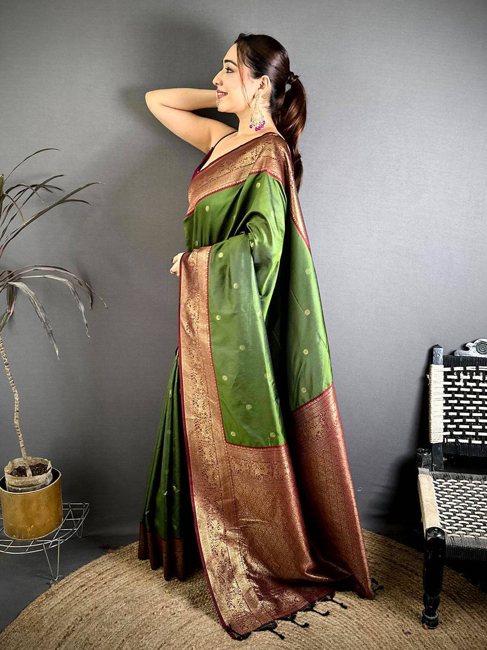 Olive Soft Silk Kanchi Zari Border Saree