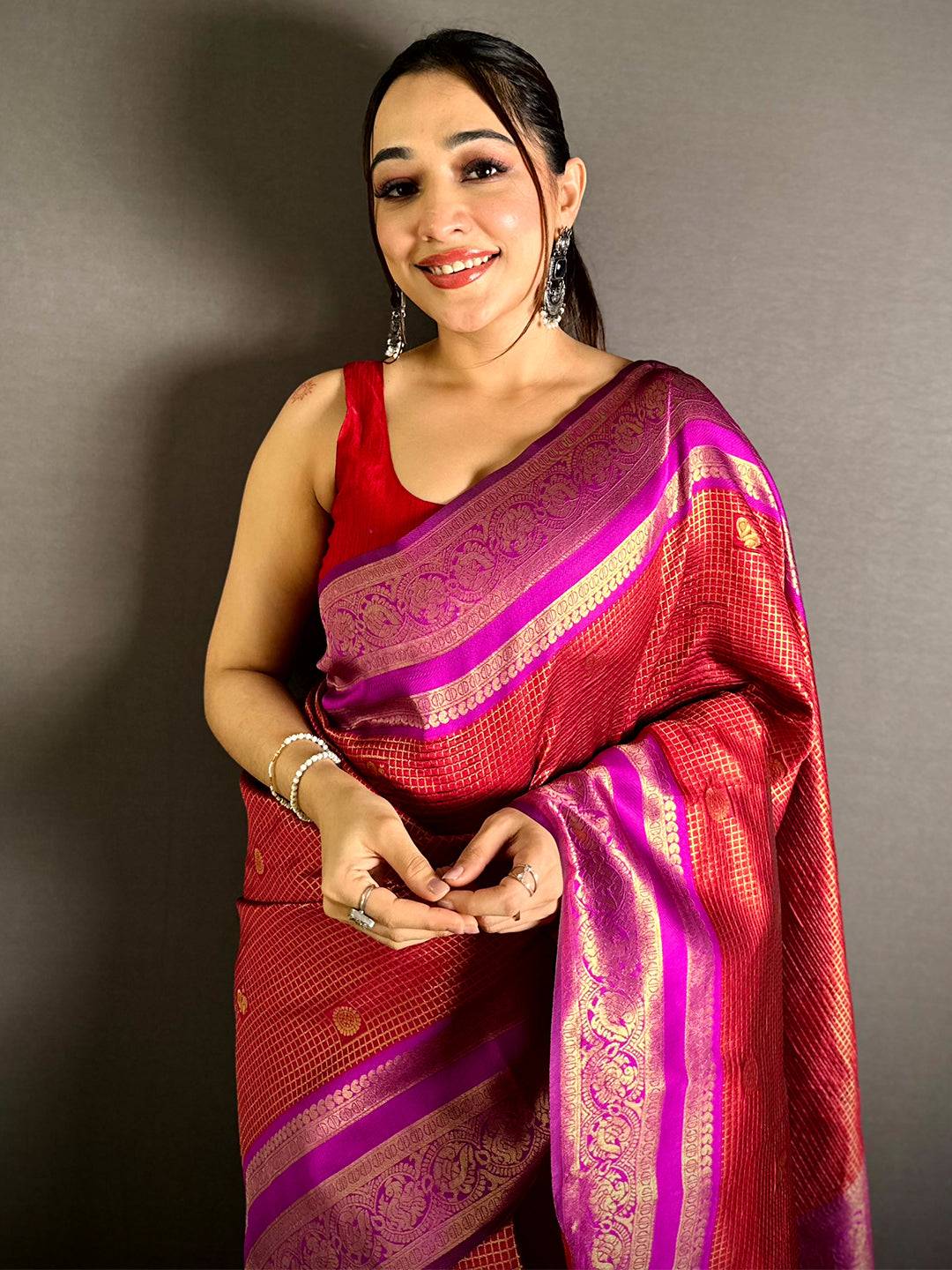 Celebrity Banarasi Katan Contrast Border Saree