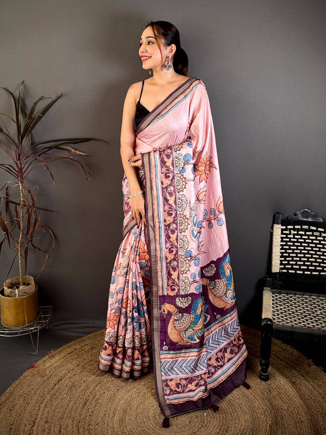 Stylish Kalamkari Lotus Tussar Saree