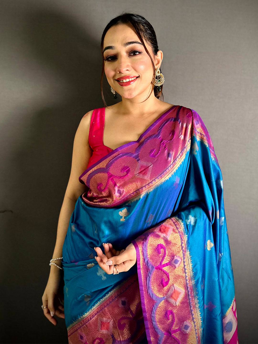 Stylish Silk Ikkat Pochampally Weaving Saree