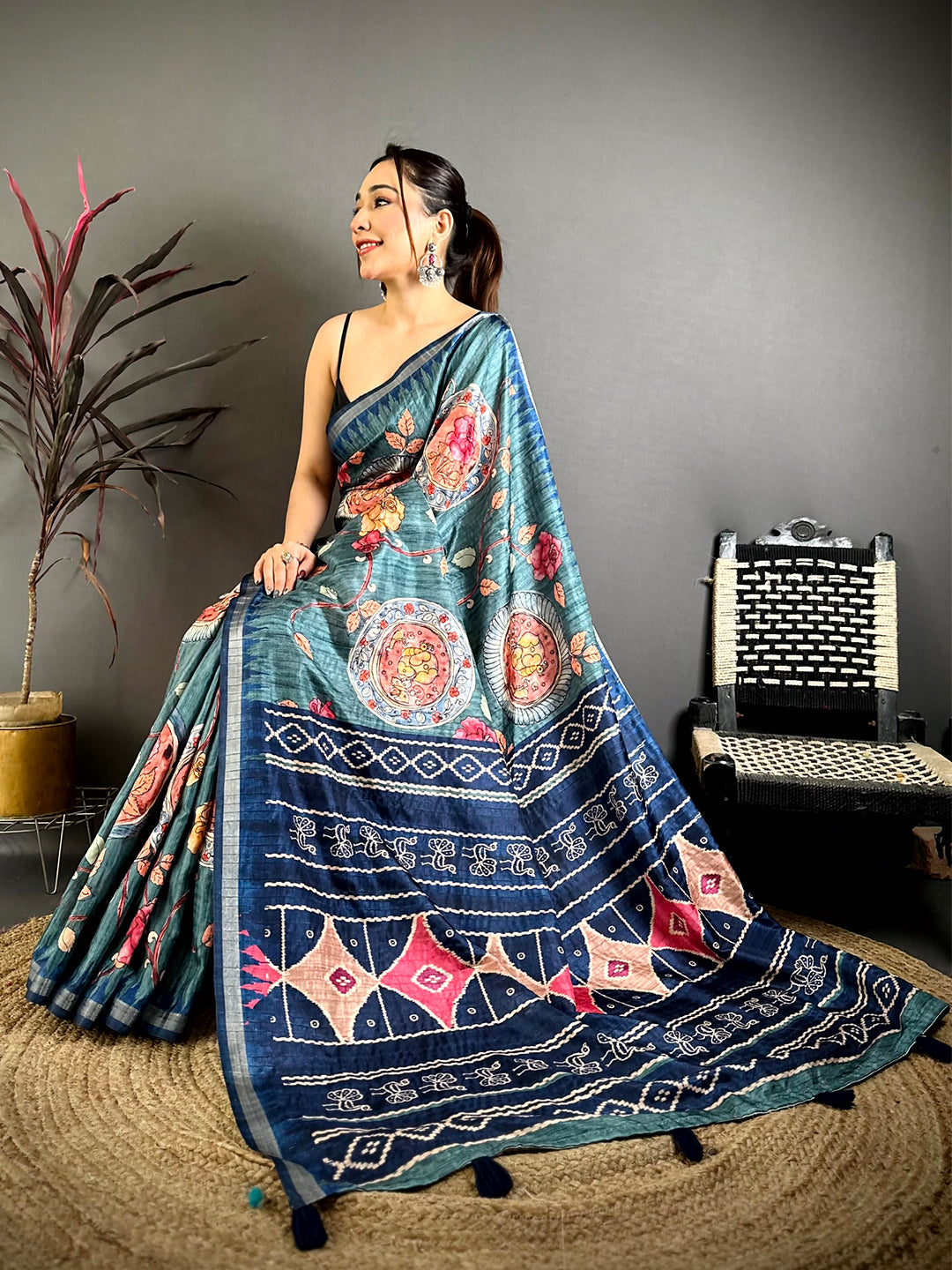 Royal Pochampally Art Pallu Tussar Saree