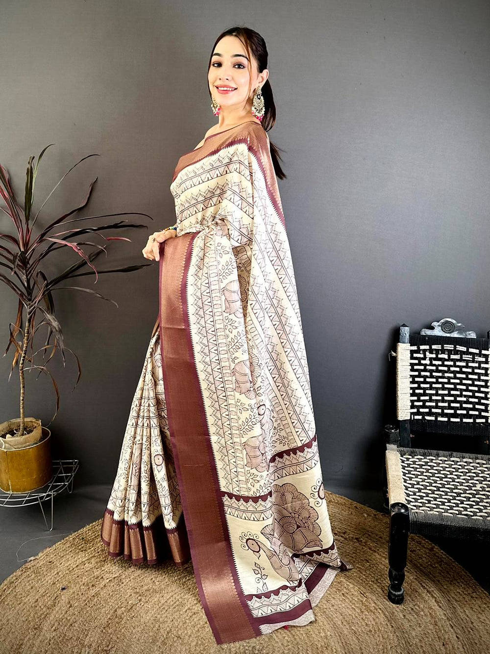 Elegant Fine Madhubani Print Silk Saree