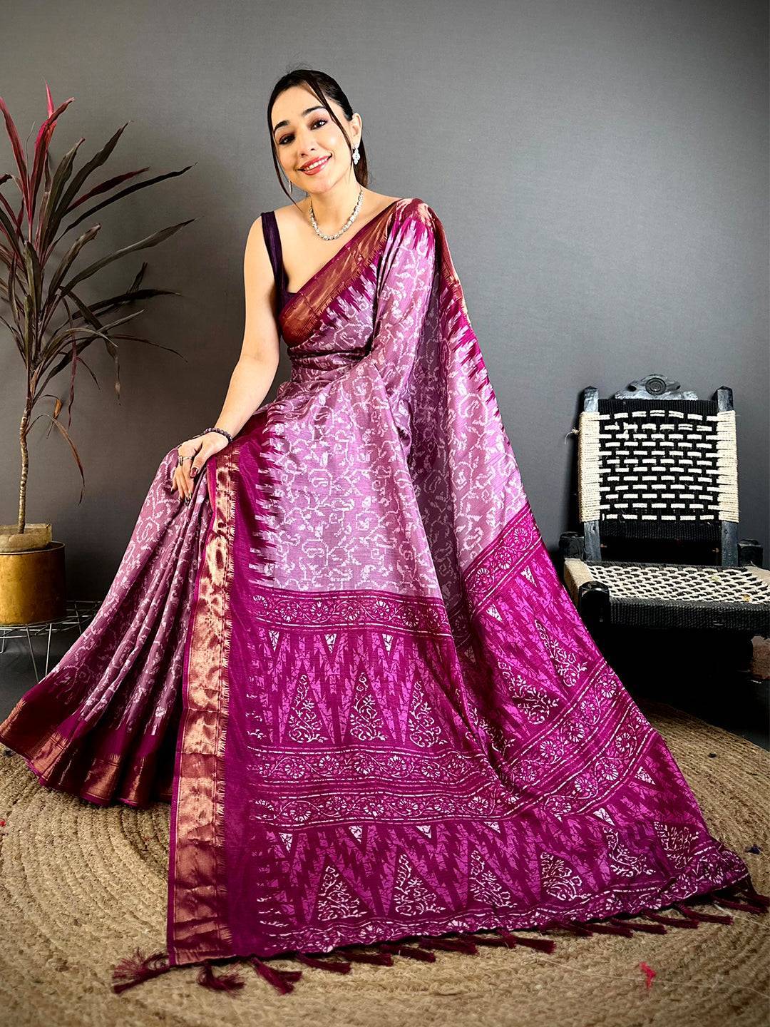 Magenta Pearl Ikkat Dola Silk Saree