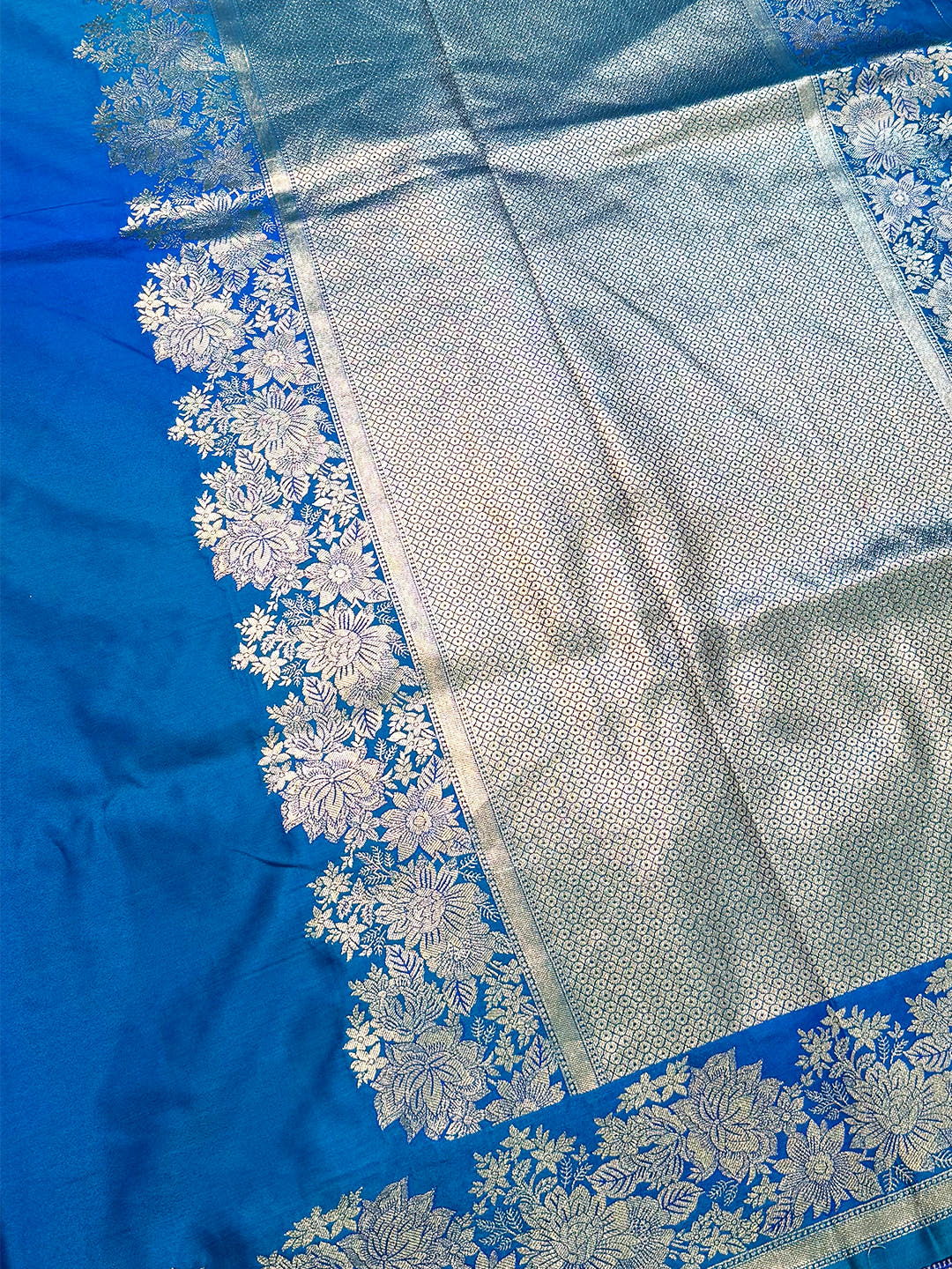 Radiant Ombre Weaving Mashru Silk Saree
