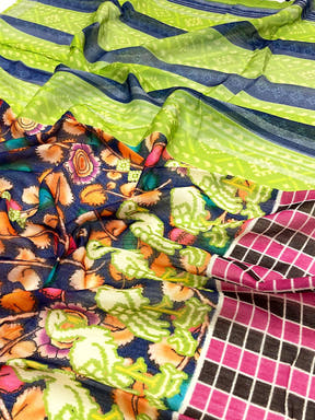 Navy Blue Linen Floral Kalamkari Print Saree