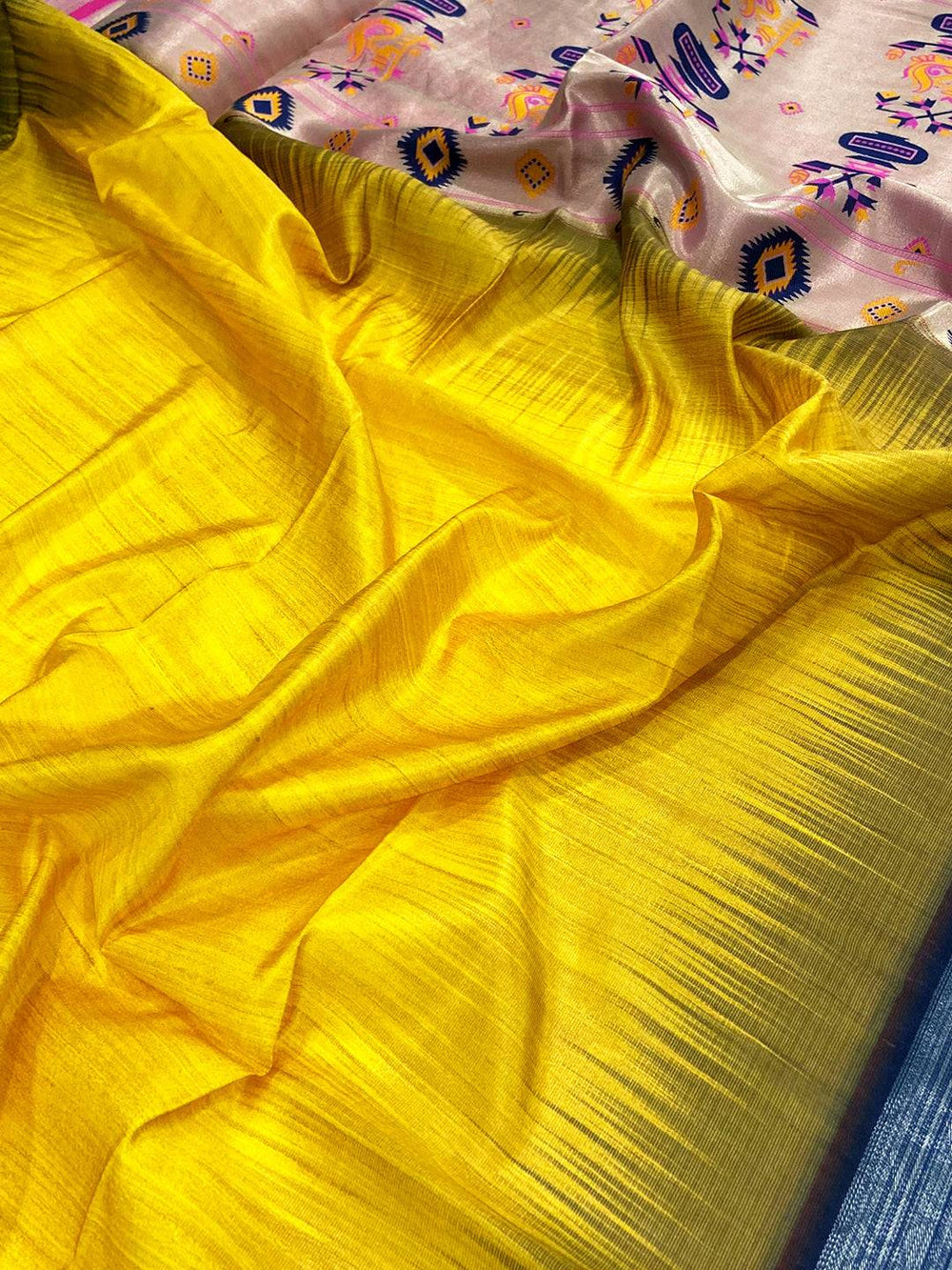 Mustard Geometric Floral Pallu Saree