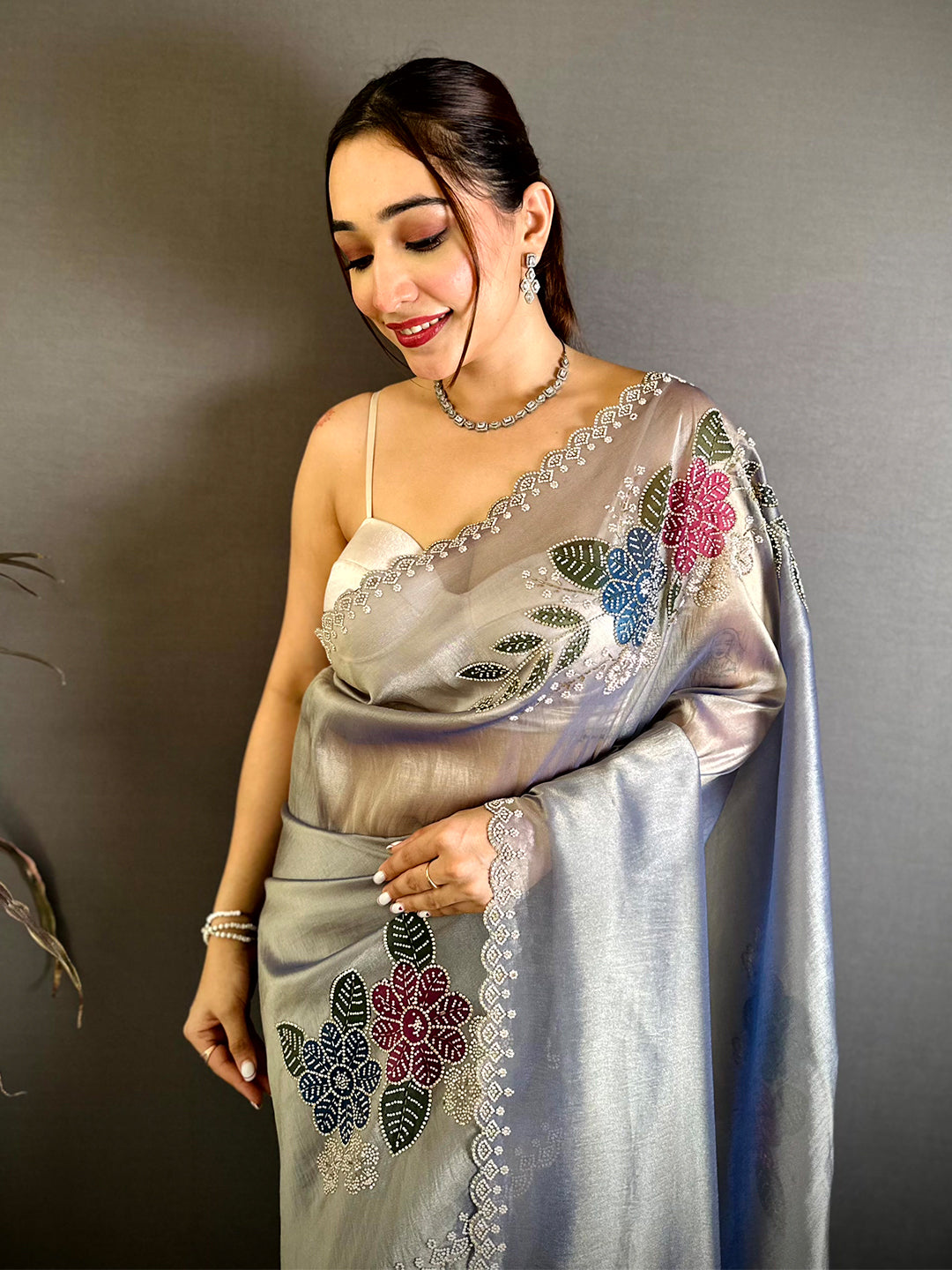 Elegant Brush Painted Floral Butta Zarkond Saree