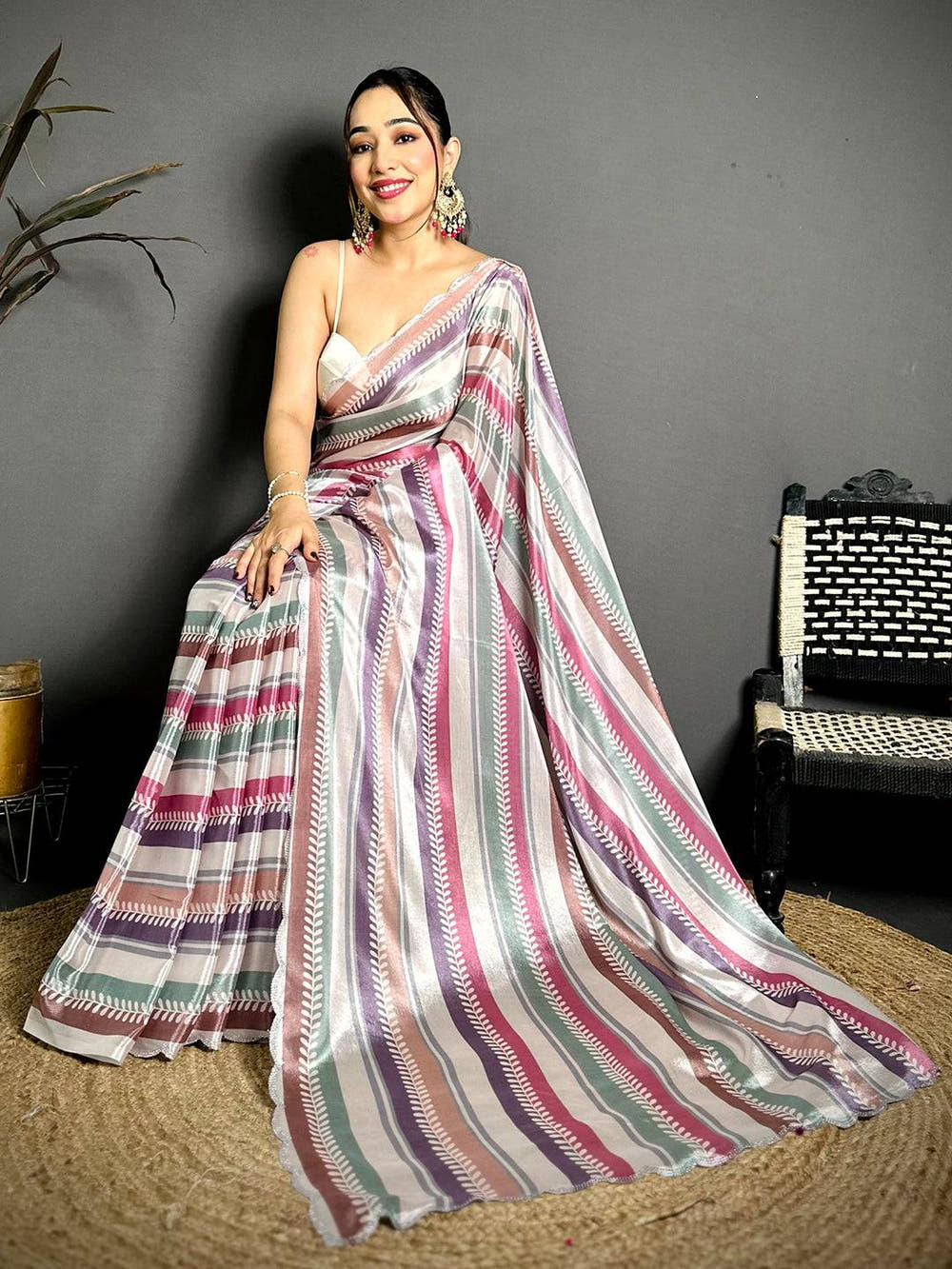 Chiffon Striped Print Diamond Work Saree