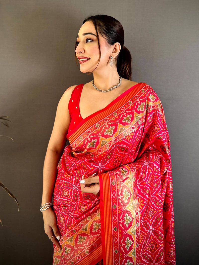 Stylish Semi Ikkat Patola Kanchi Zari Saree