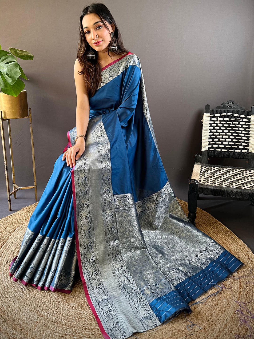 Soft Silk Woven Design Zari Kanchi Blend Banarasi Saree